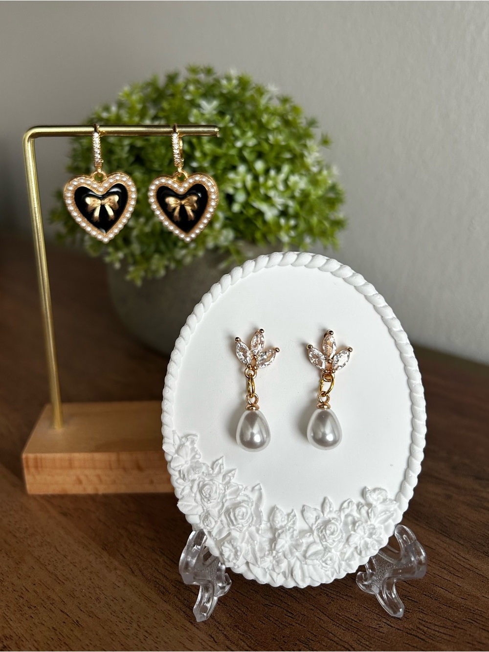 Charming Earrings - 2 pairs